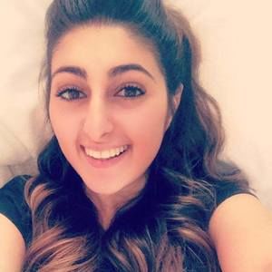 Meet your Posher, Elona